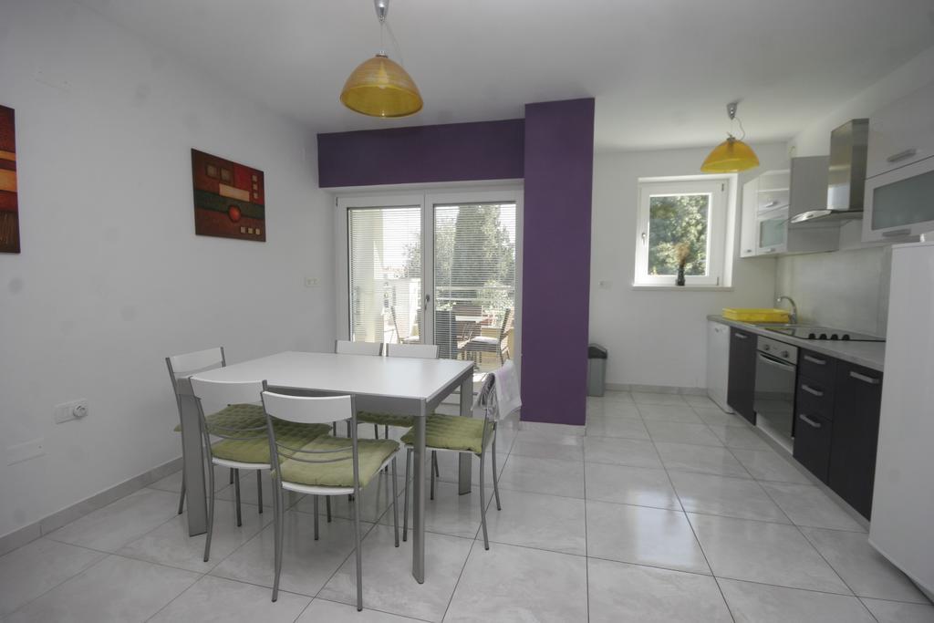 קרק Apartments Salatic מראה חיצוני תמונה