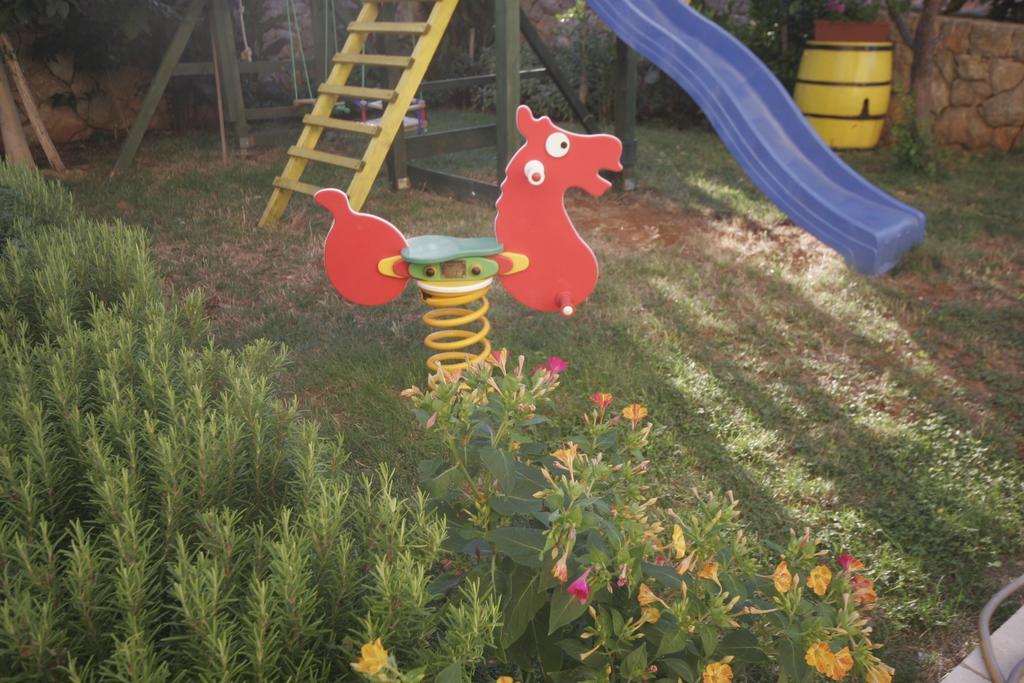 קרק Apartments Salatic מראה חיצוני תמונה