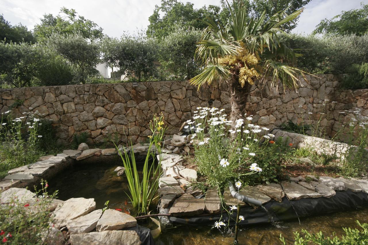 קרק Apartments Salatic מראה חיצוני תמונה